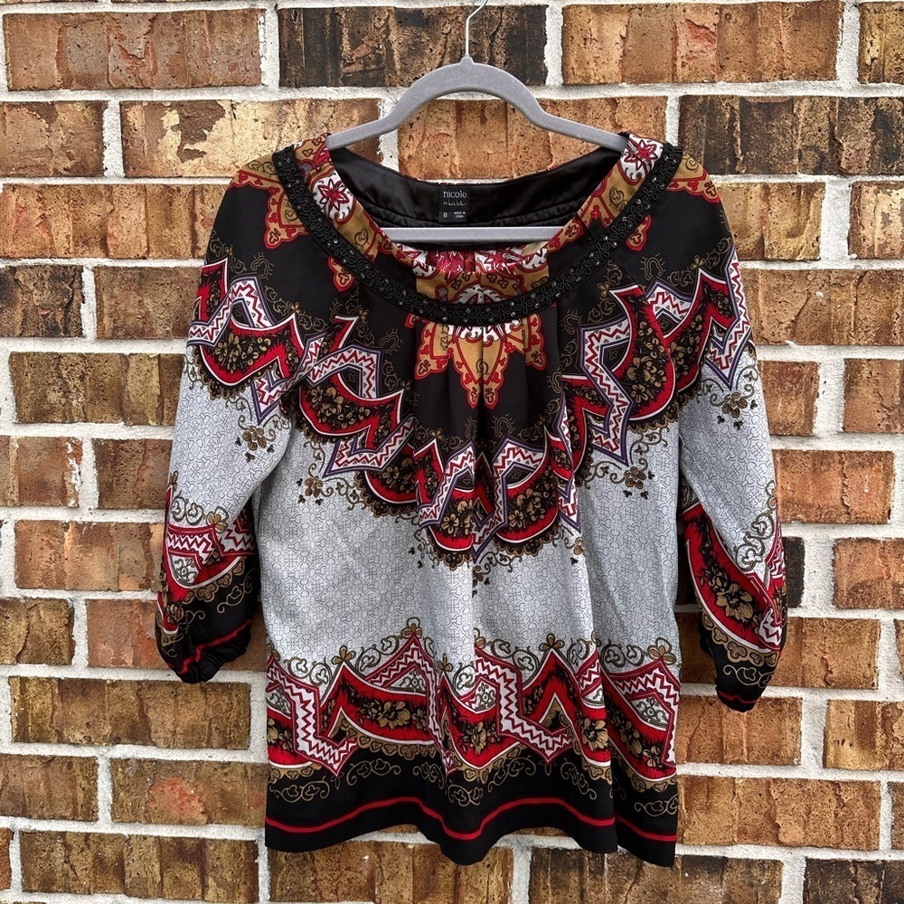 Nicole Red 3/4 Sleeve Graphic Tunic